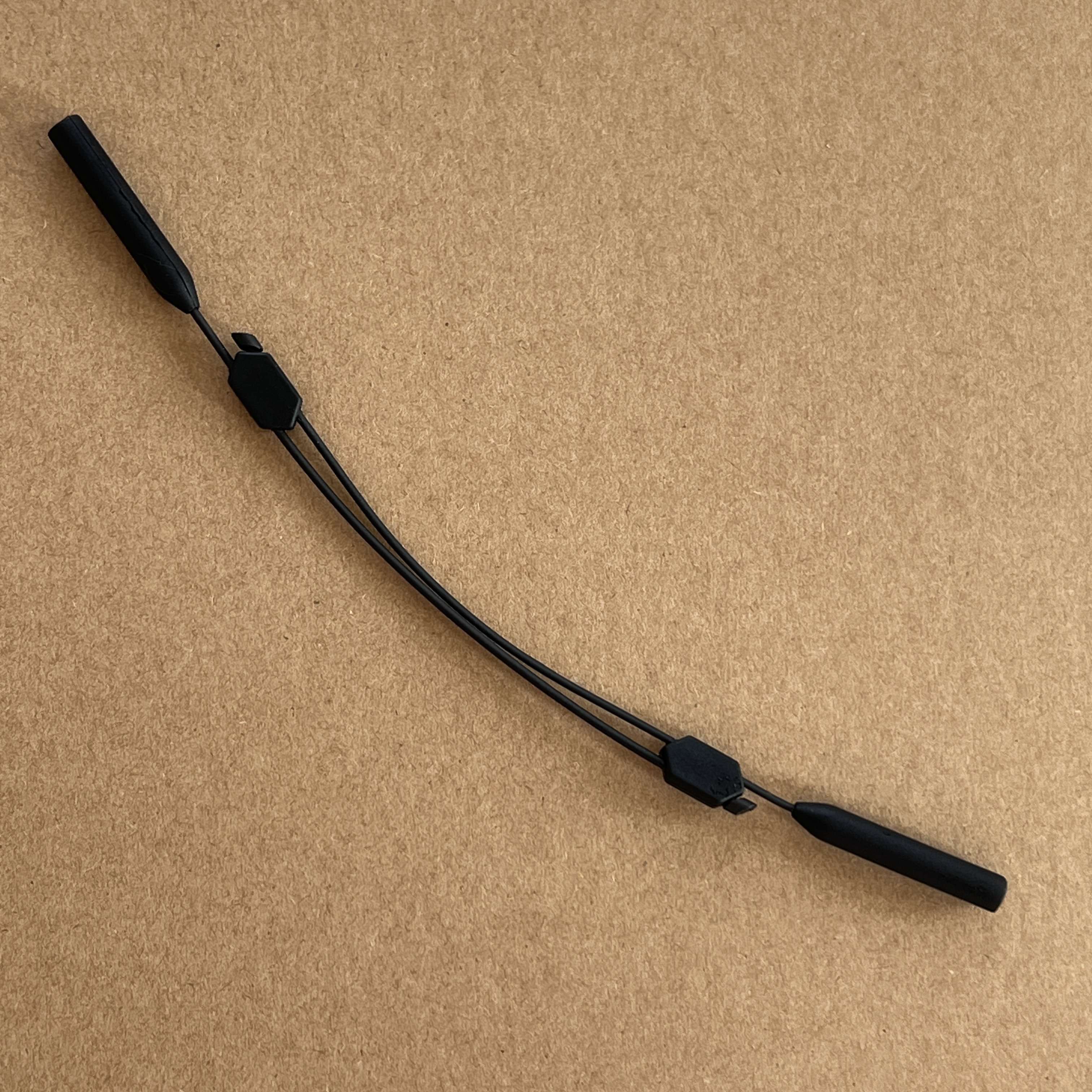 Adjustable Sunglasses Holder S - Sunglass Retainer Cord recension och pris