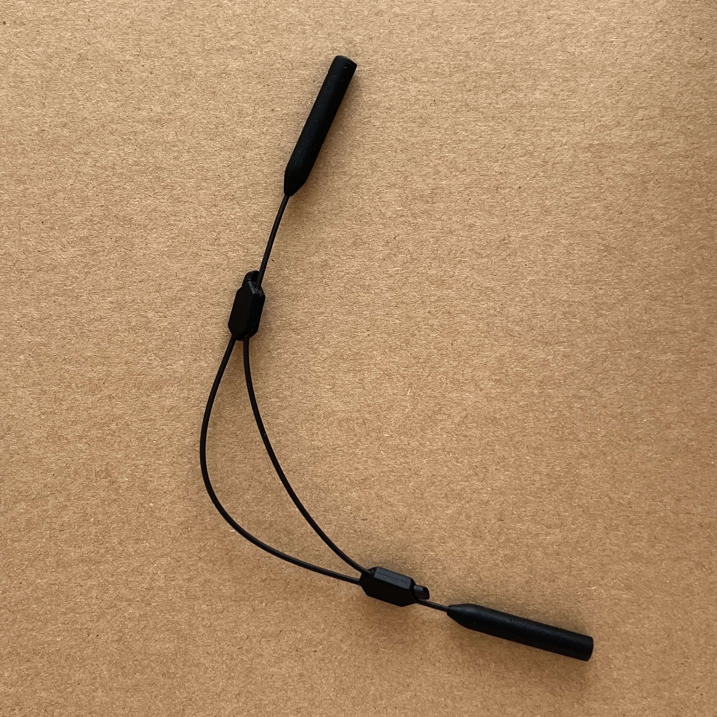 Adjustable Sunglasses Holder S - Sunglass Retainer Cord recension och pris